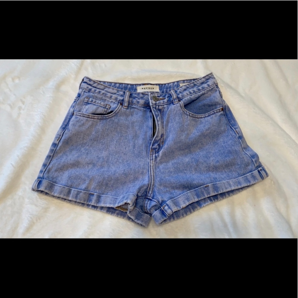 Light wash, high waisted mom jean shorts